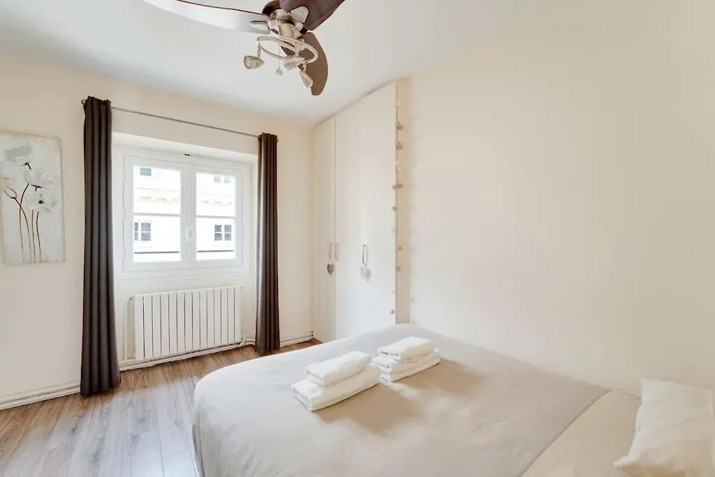 Charming Close To Grand Rex